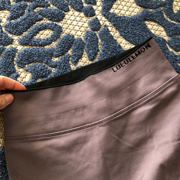 Lululemon leggings - Picture 2 of 6